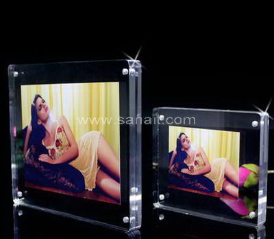 Clear picture frames