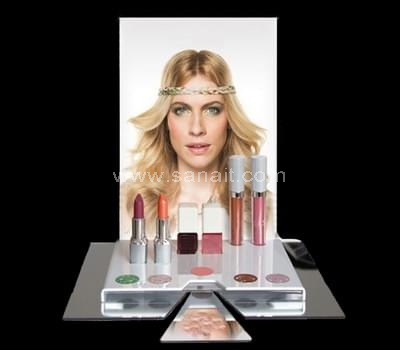 Lippenstift-Display