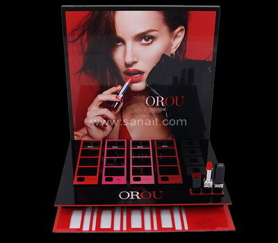 Custom lipstick retail display