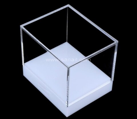 Individuelle Acryl-Display-Box mit weißem Sockel