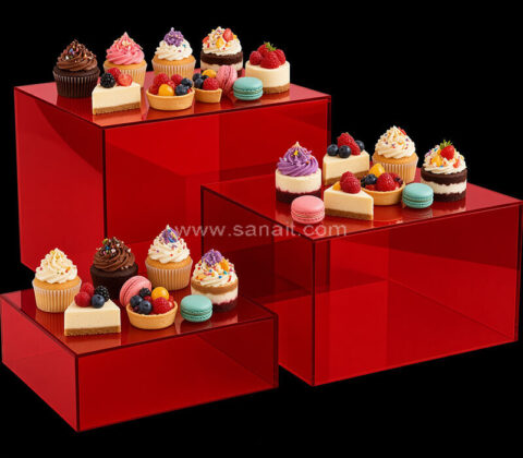 Set aus mehrstufigen Dessert-Präsentationsständern aus rotem Acryl
